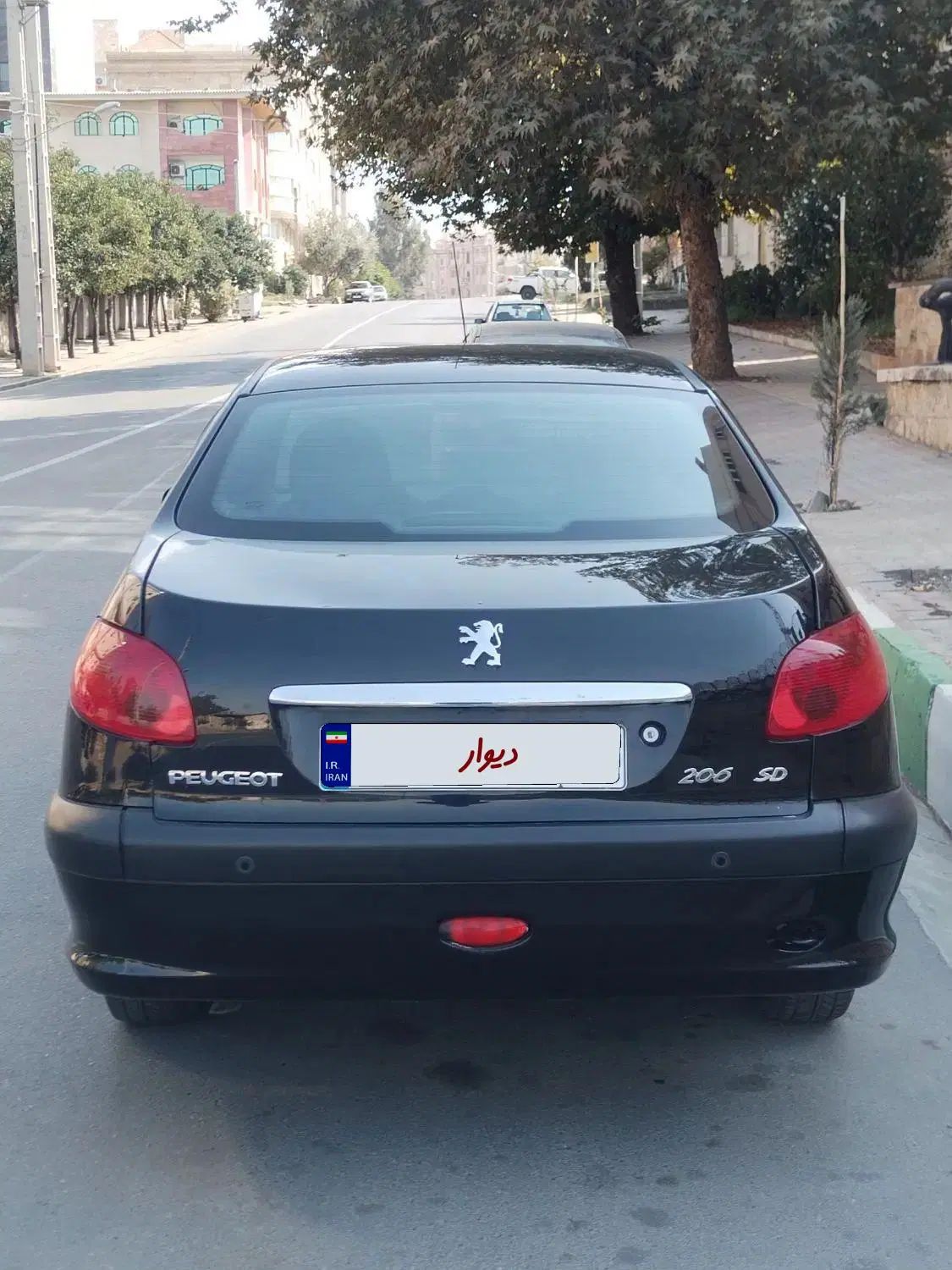 پژو ۲۰۶ صندوق دار v8 - 1397