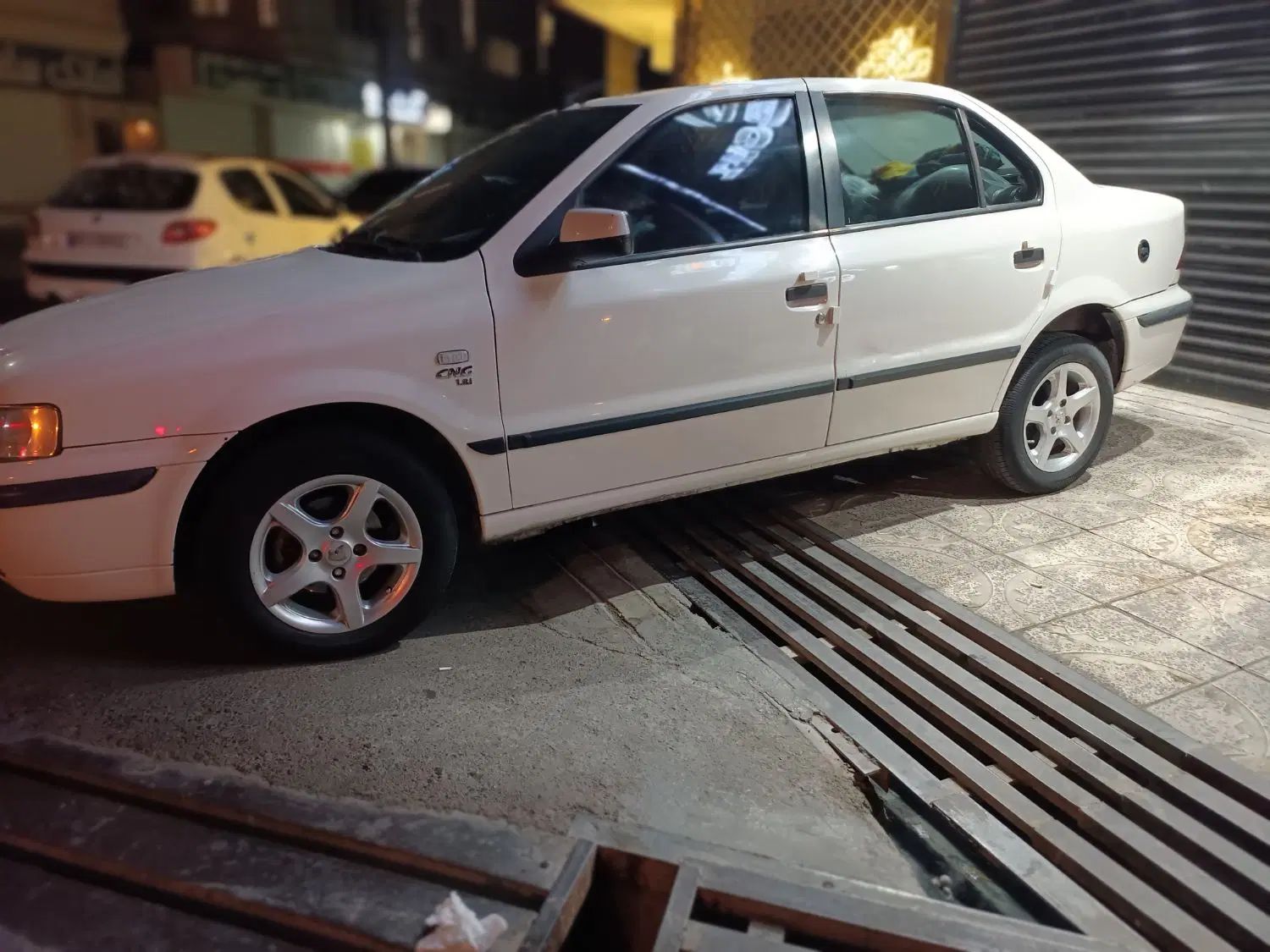 سمند LX XU7 - 1389