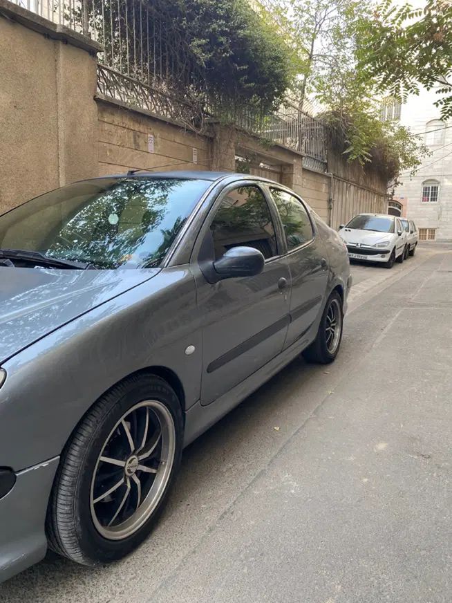 پژو ۲۰۶ صندوق دار v8 - 1385