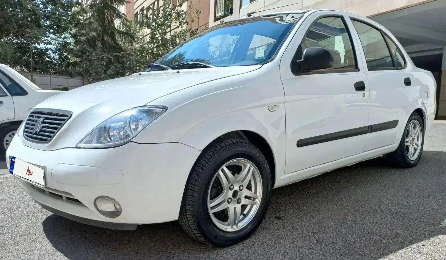 تیبا صندوق دار SX - 1393