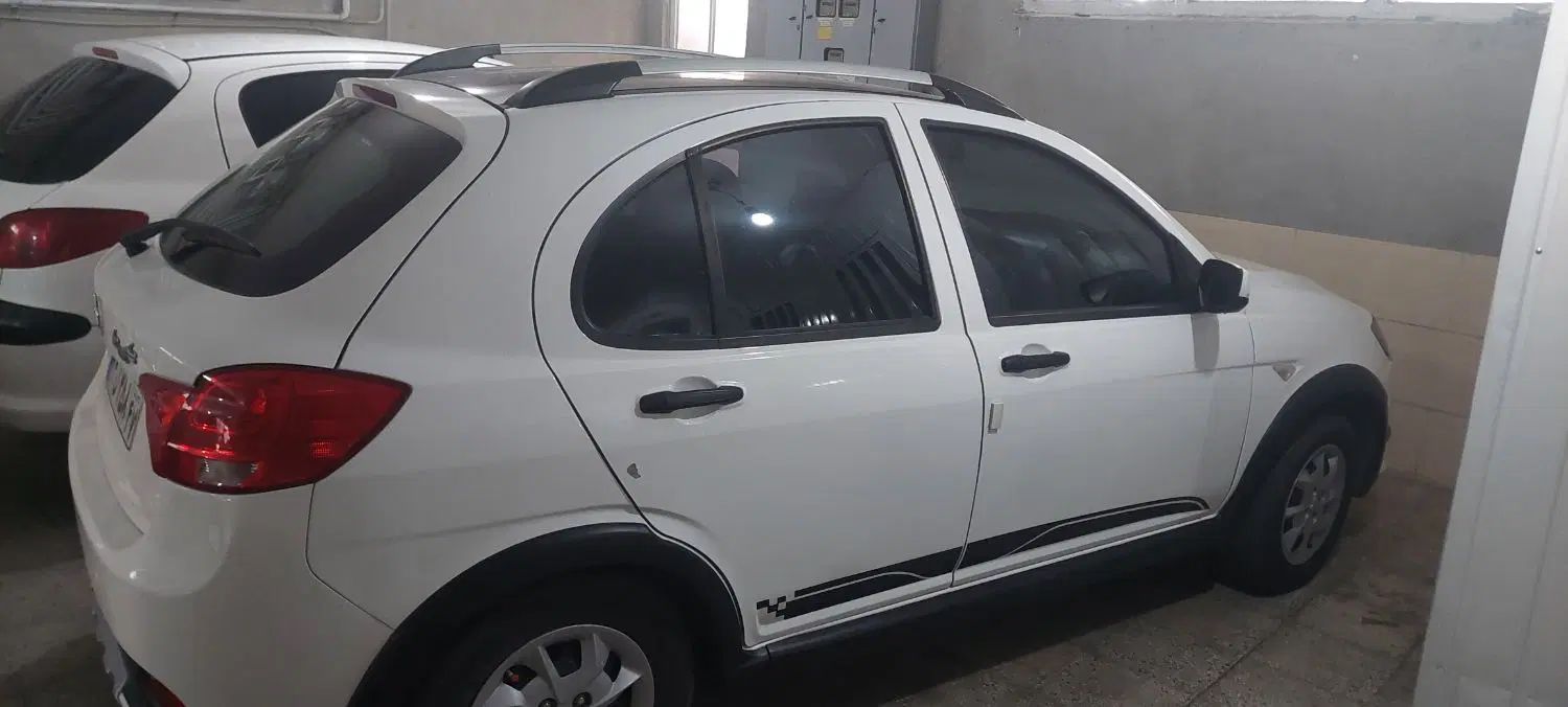 کوییک R دنده‌ای - 1403