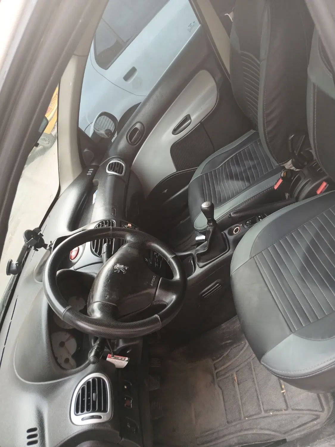 پژو ۲۰۶ صندوق دار v8 - 1387