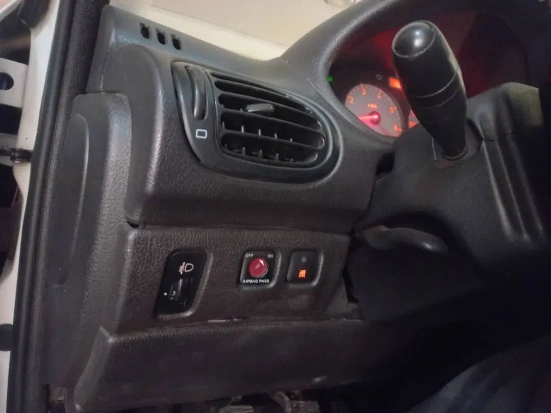 پژو ۲۰۶ صندوق دار v8 - 1394