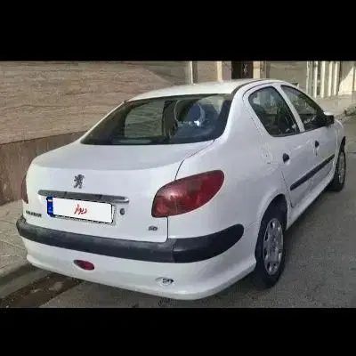 پژو ۲۰۶ صندوق دار v8 - 1392
