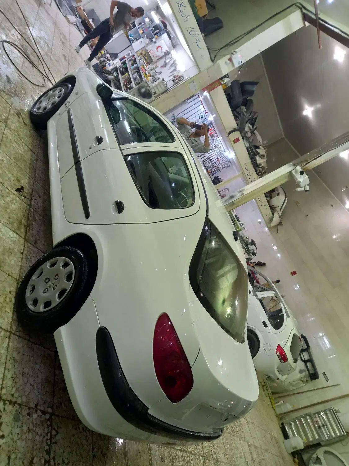 پژو ۲۰۶ صندوق دار v8 - 1393