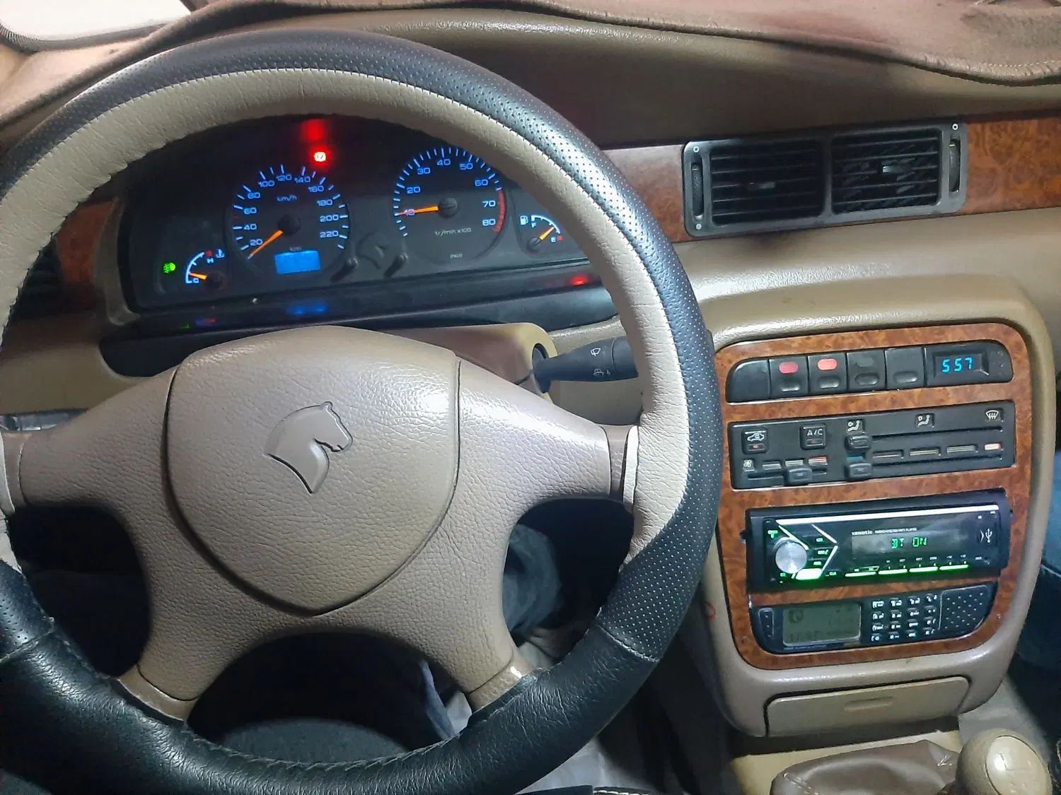 سمند LX XU7 - 1383