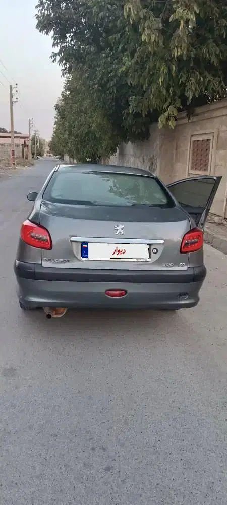 پژو ۲۰۶ صندوق دار v8 - 1385