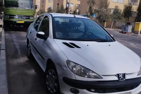 پژو ۲۰۶ صندوق دار v8 - 1394