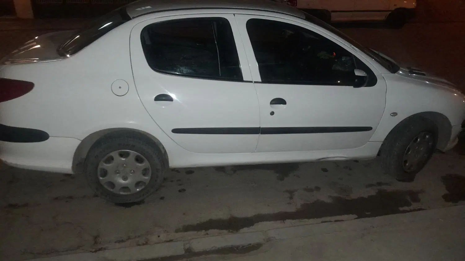 پژو ۲۰۶ صندوق دار v8 - 1395