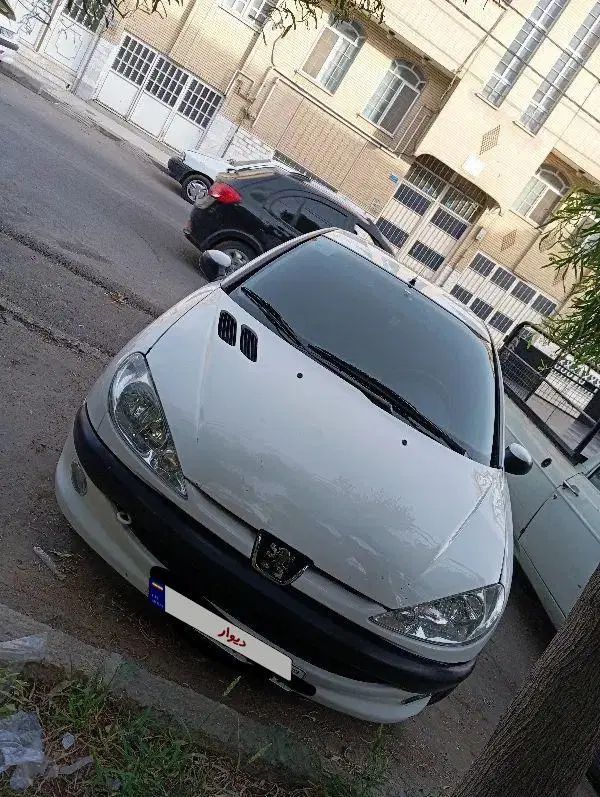 پژو ۲۰۶ صندوق دار v8 - 1396