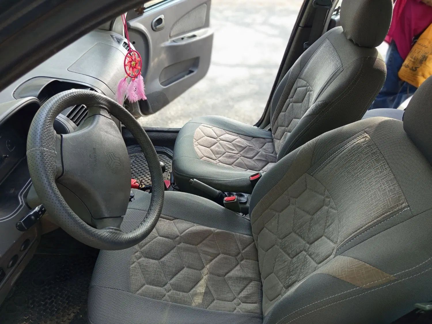 تیبا صندوق دار SX - 1390