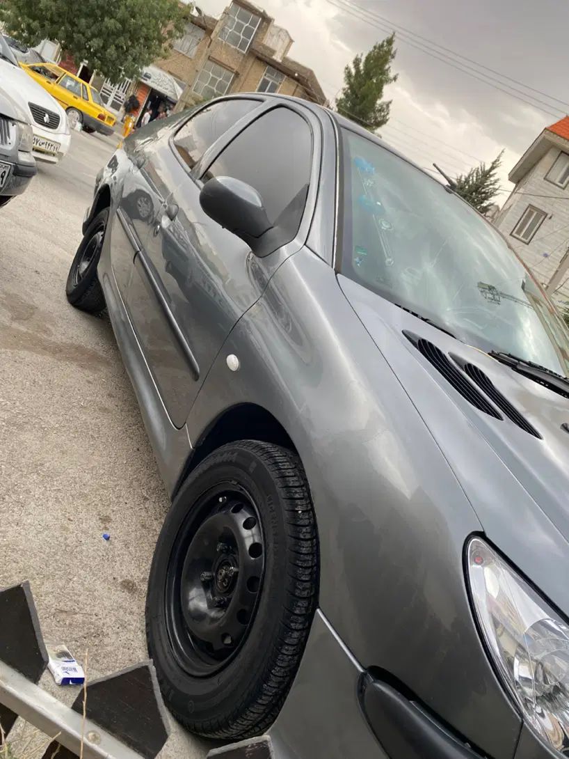 پژو ۲۰۶ صندوق دار v8 - 1386