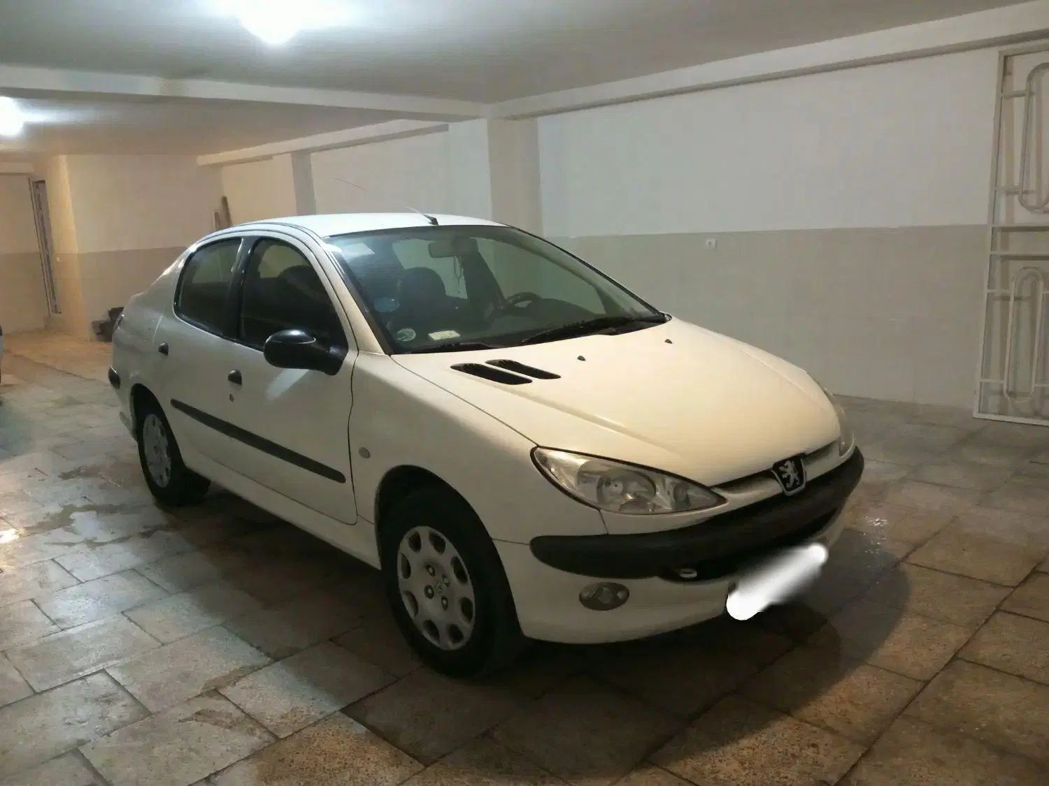 پژو ۲۰۶ صندوق دار v20 - 1388