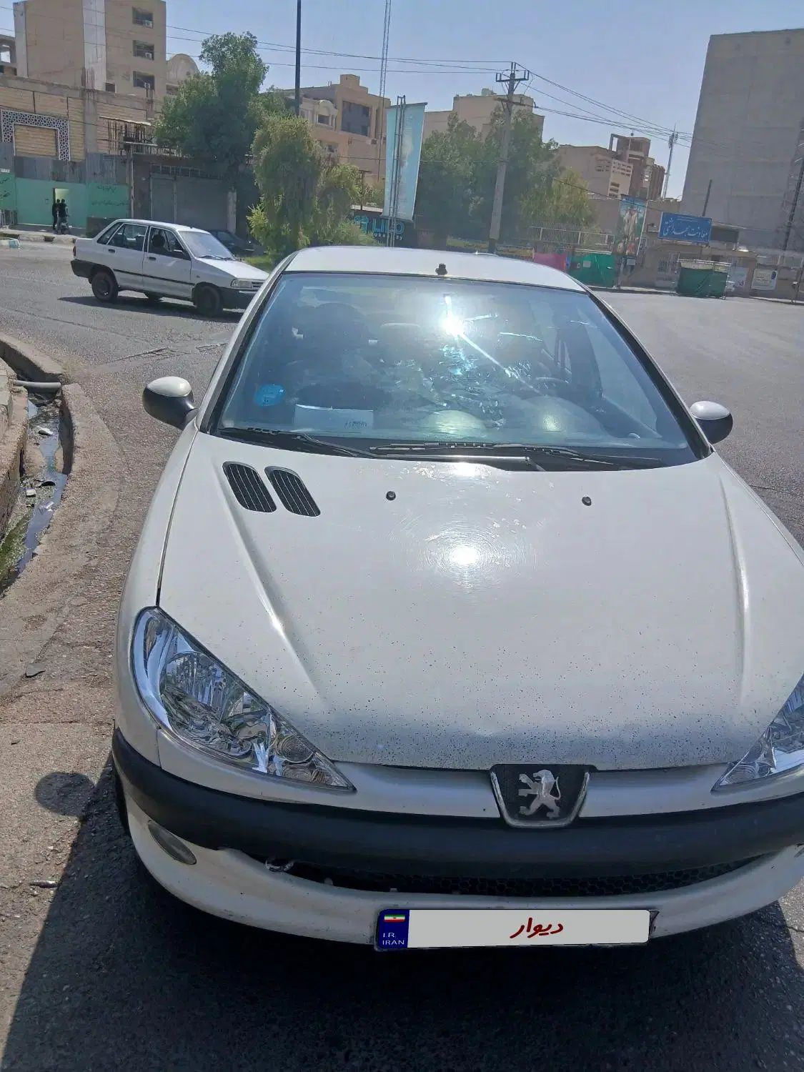 پژو ۲۰۶ صندوق دار v8 - 1390