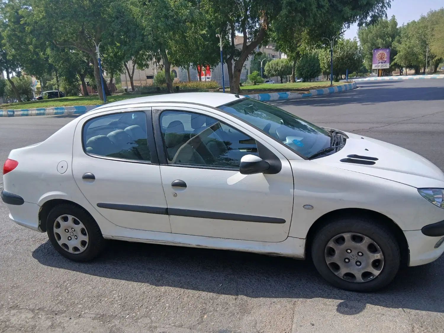 پژو ۲۰۶ صندوق دار v8 - 1390