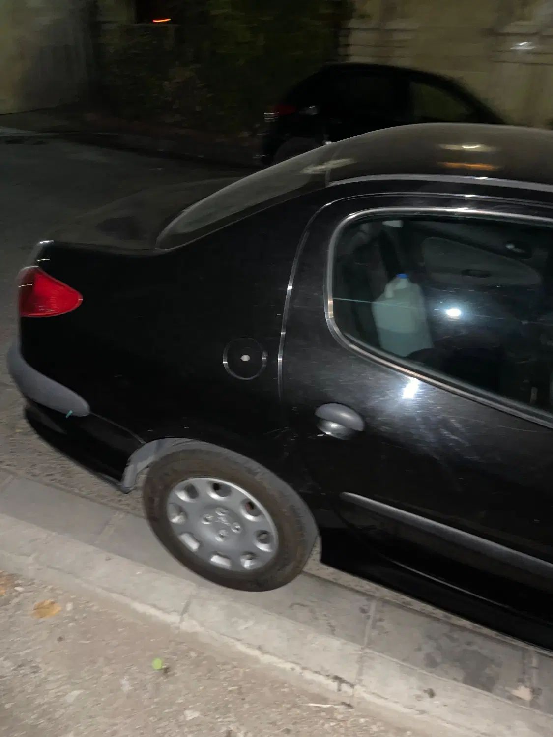 پژو ۲۰۶ صندوق دار v8 - 1393
