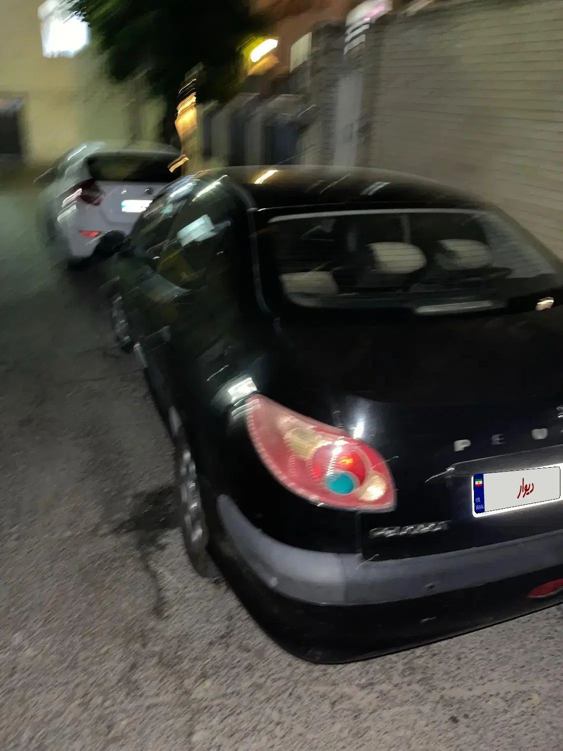 پژو ۲۰۶ صندوق دار v8 - 1393