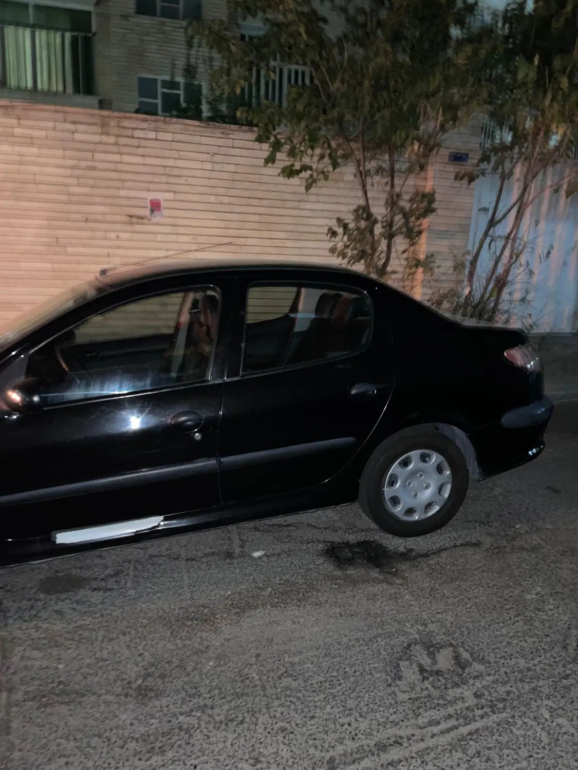 پژو ۲۰۶ صندوق دار v8 - 1393