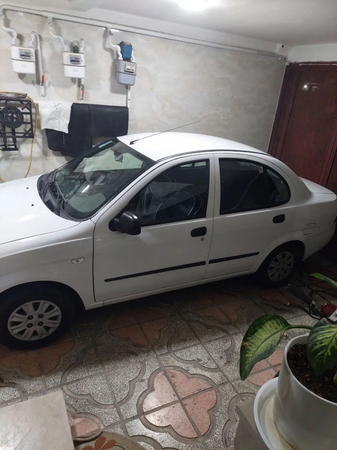 تیبا صندوق دار SX - 1401