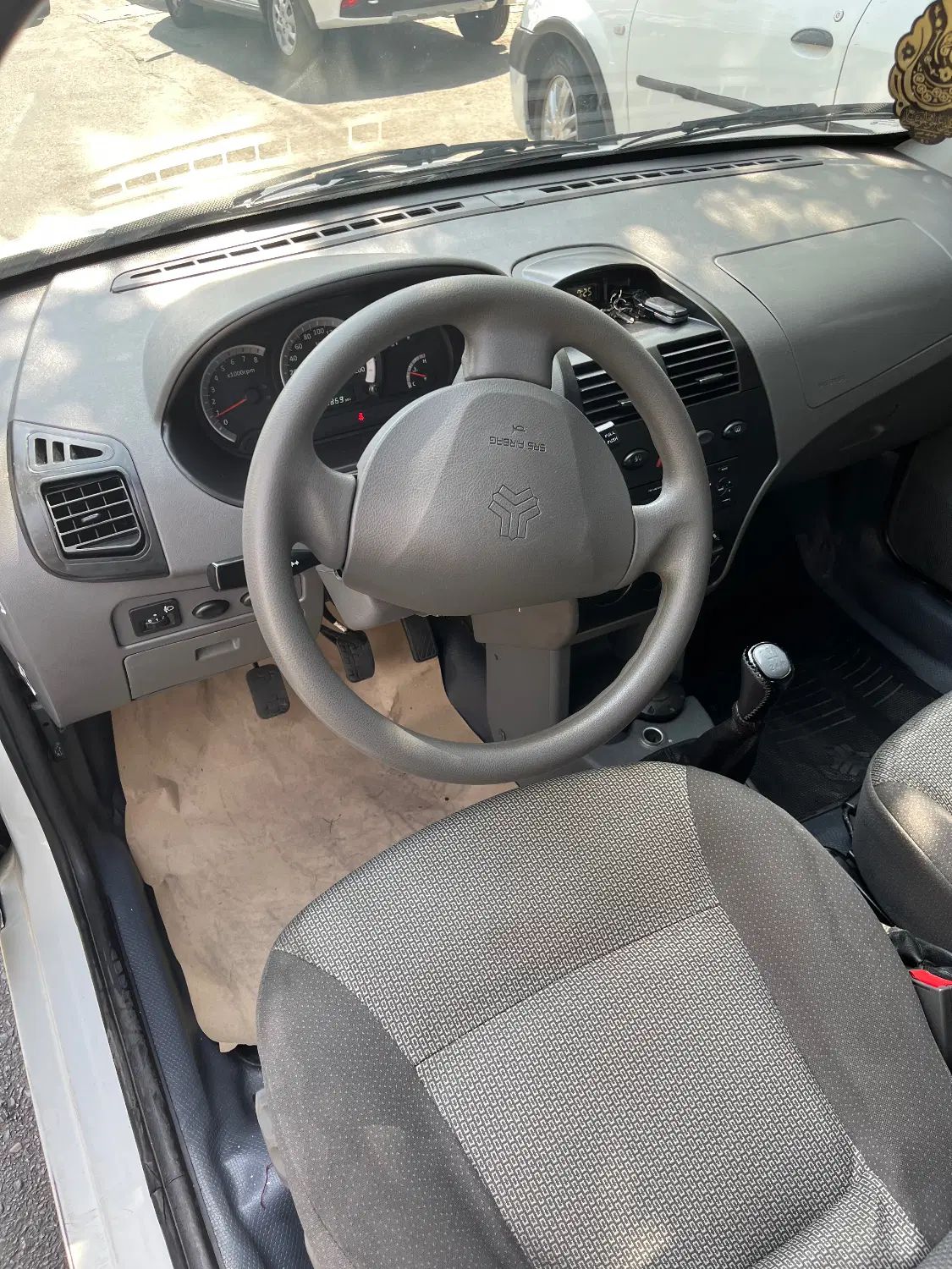 تیبا صندوق دار SX - 1398