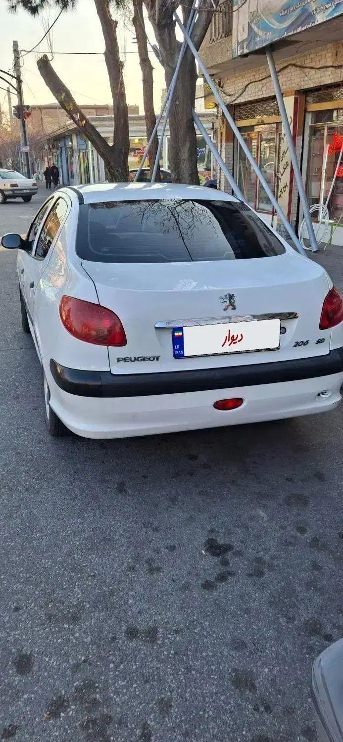 پژو ۲۰۶ صندوق دار v8 - 1399