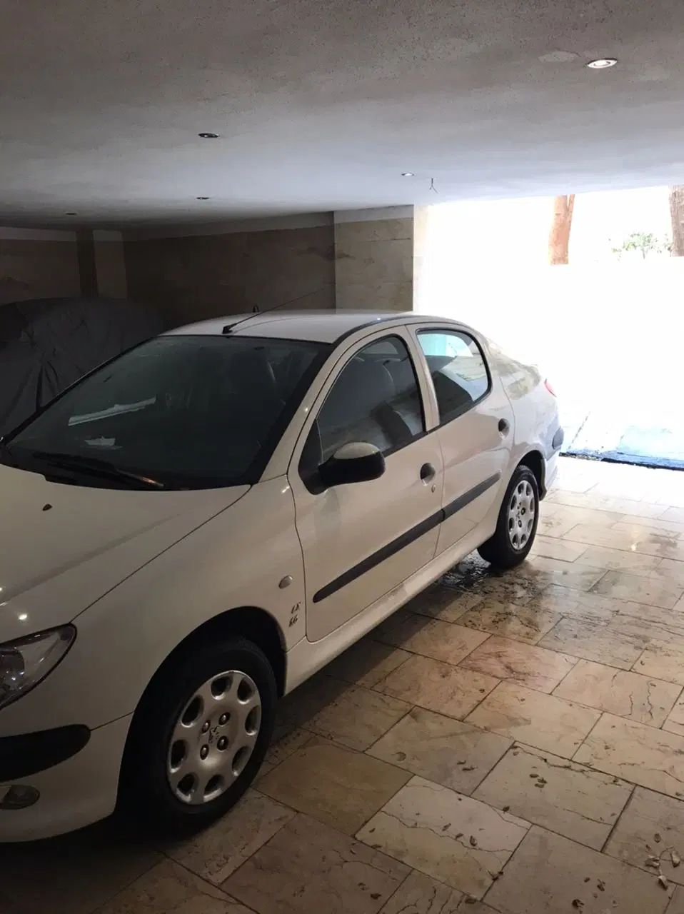 پژو ۲۰۶ صندوق دار v8 - 1399