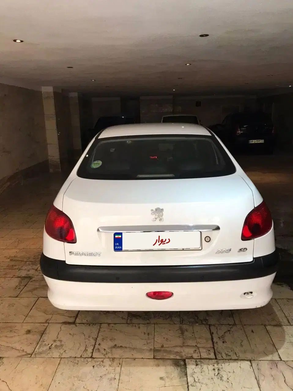 پژو ۲۰۶ صندوق دار v8 - 1399