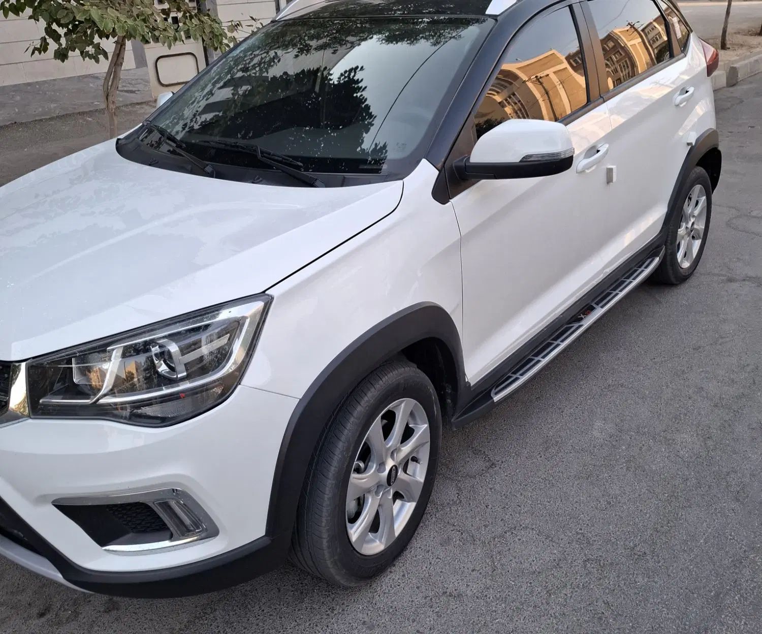 خودرو ام وی ام، X22 آگهی ann_20533744