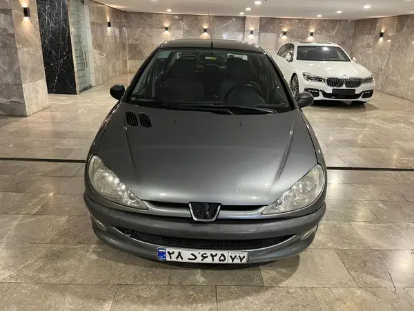پژو ۲۰۶ صندوق دار v8 - 1397