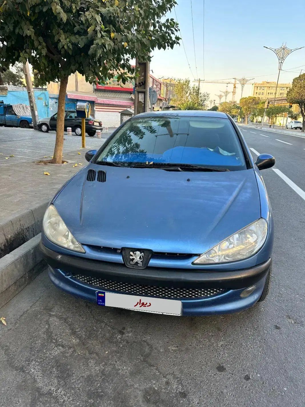 پژو ۲۰۶ صندوق دار v8 - 1393