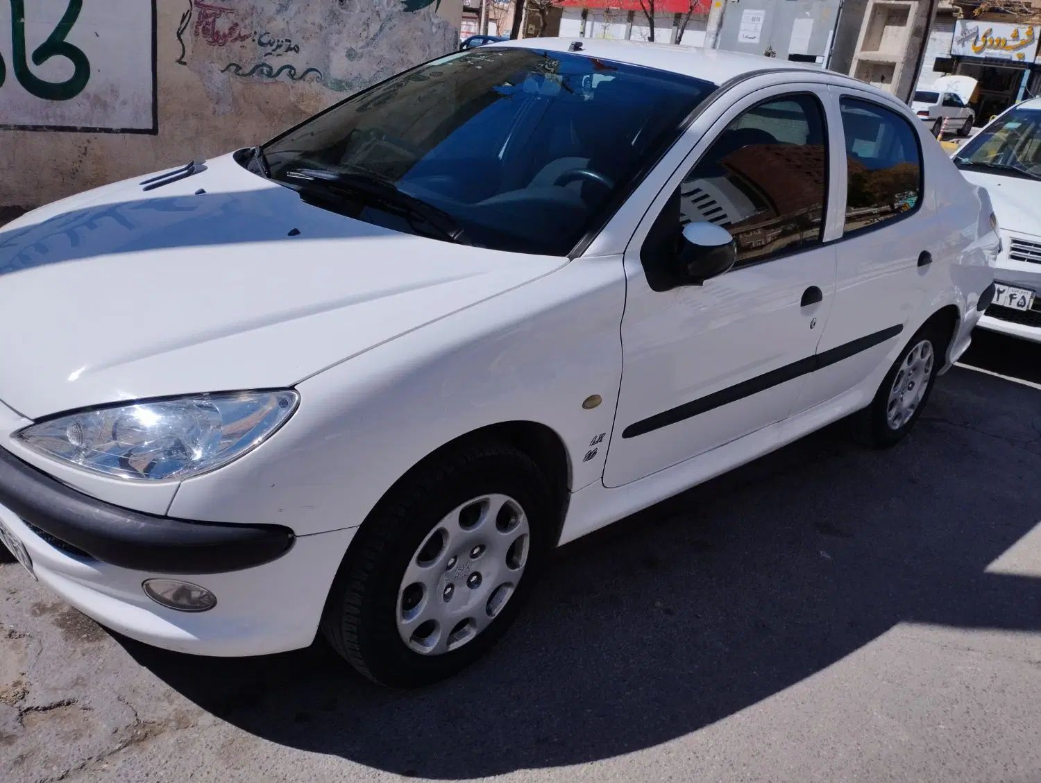 پژو ۲۰۶ صندوق دار v8 - 1394
