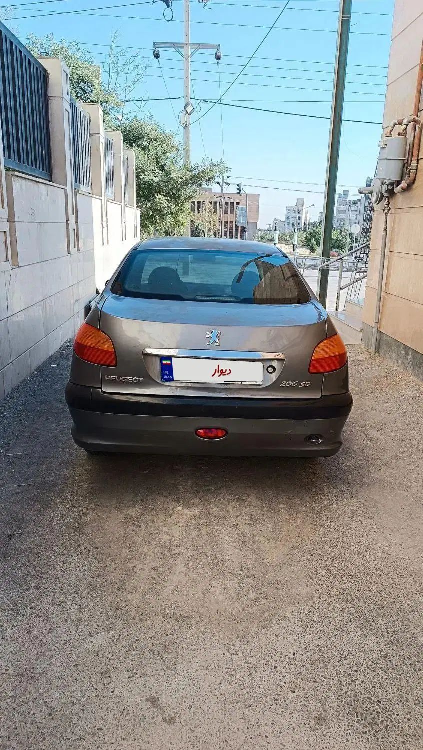 پژو ۲۰۶ صندوق دار v8 - 1389