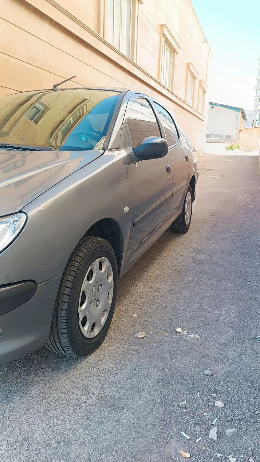 پژو ۲۰۶ صندوق دار v8 - 1389