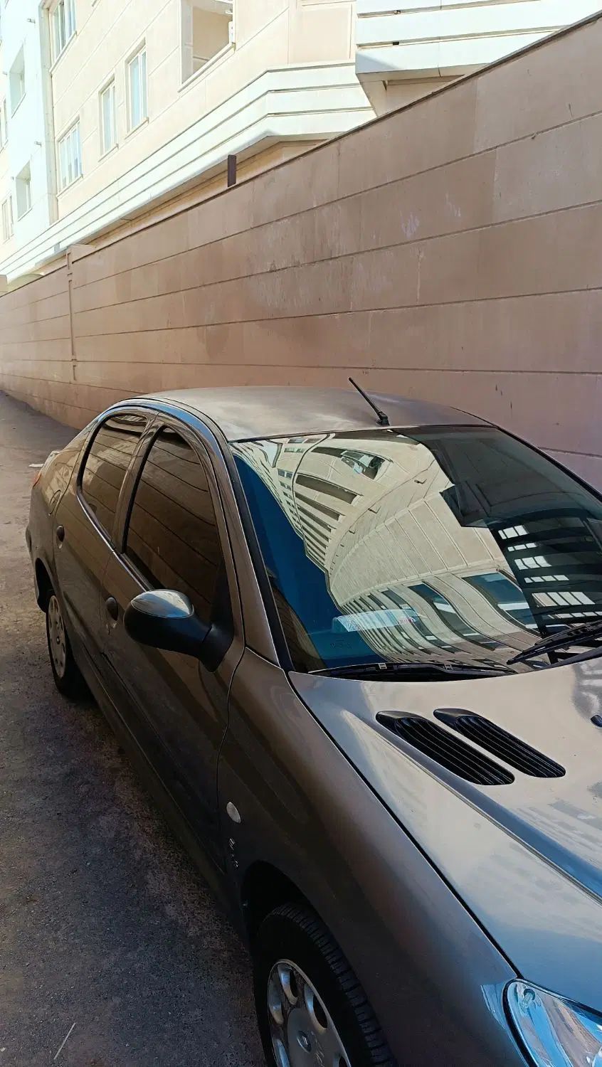 پژو ۲۰۶ صندوق دار v8 - 1389