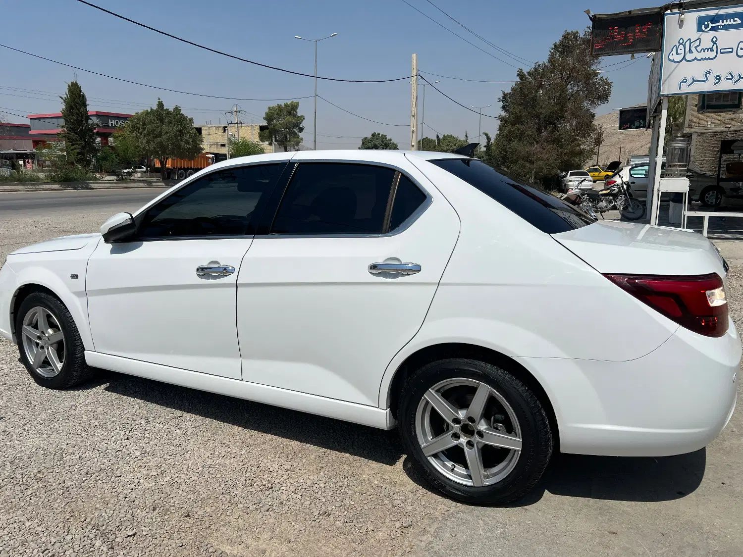 دنا پلاس توربو اتوماتیک - 1402