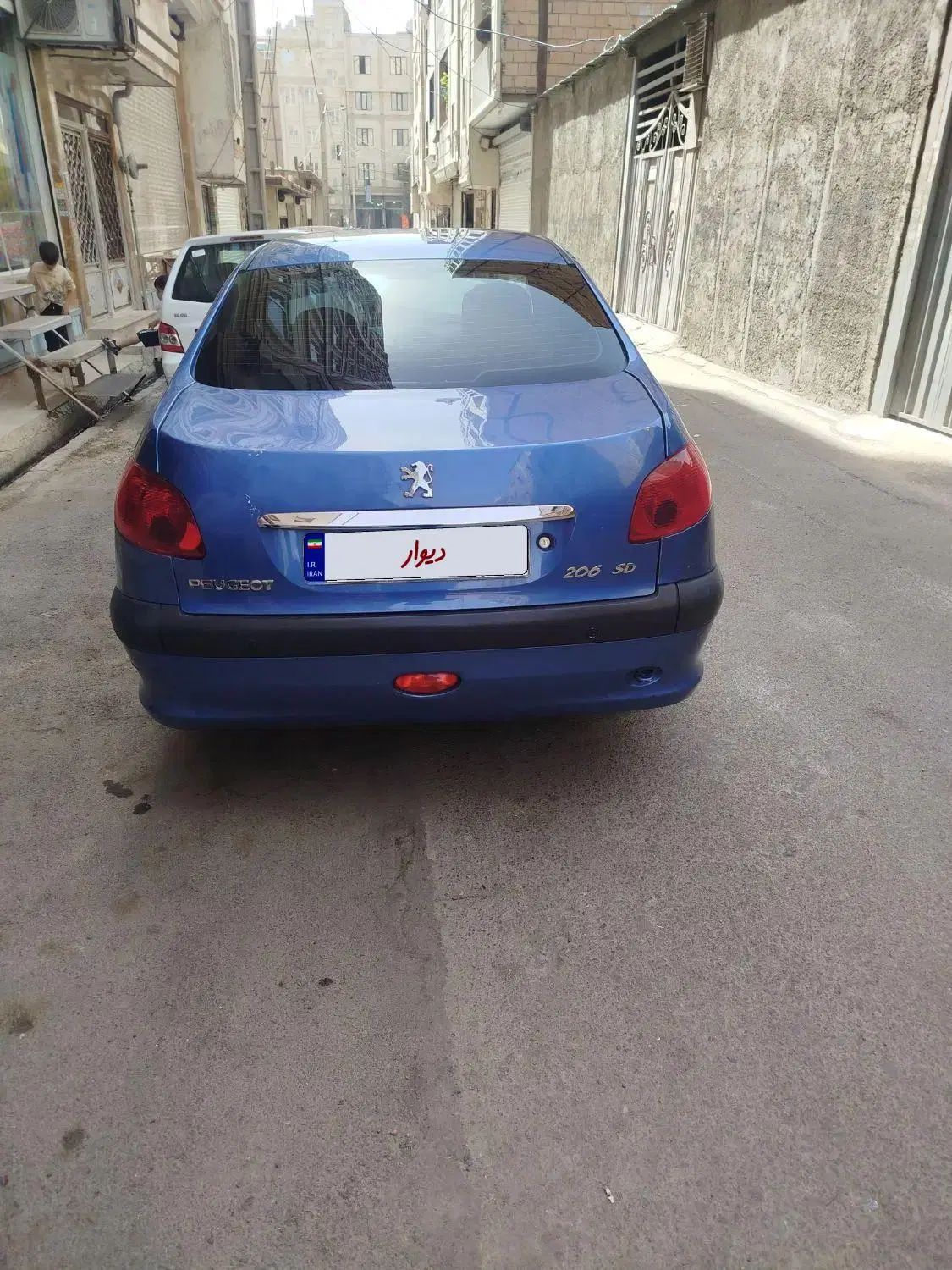 پژو ۲۰۶ صندوق دار v8 - 1393
