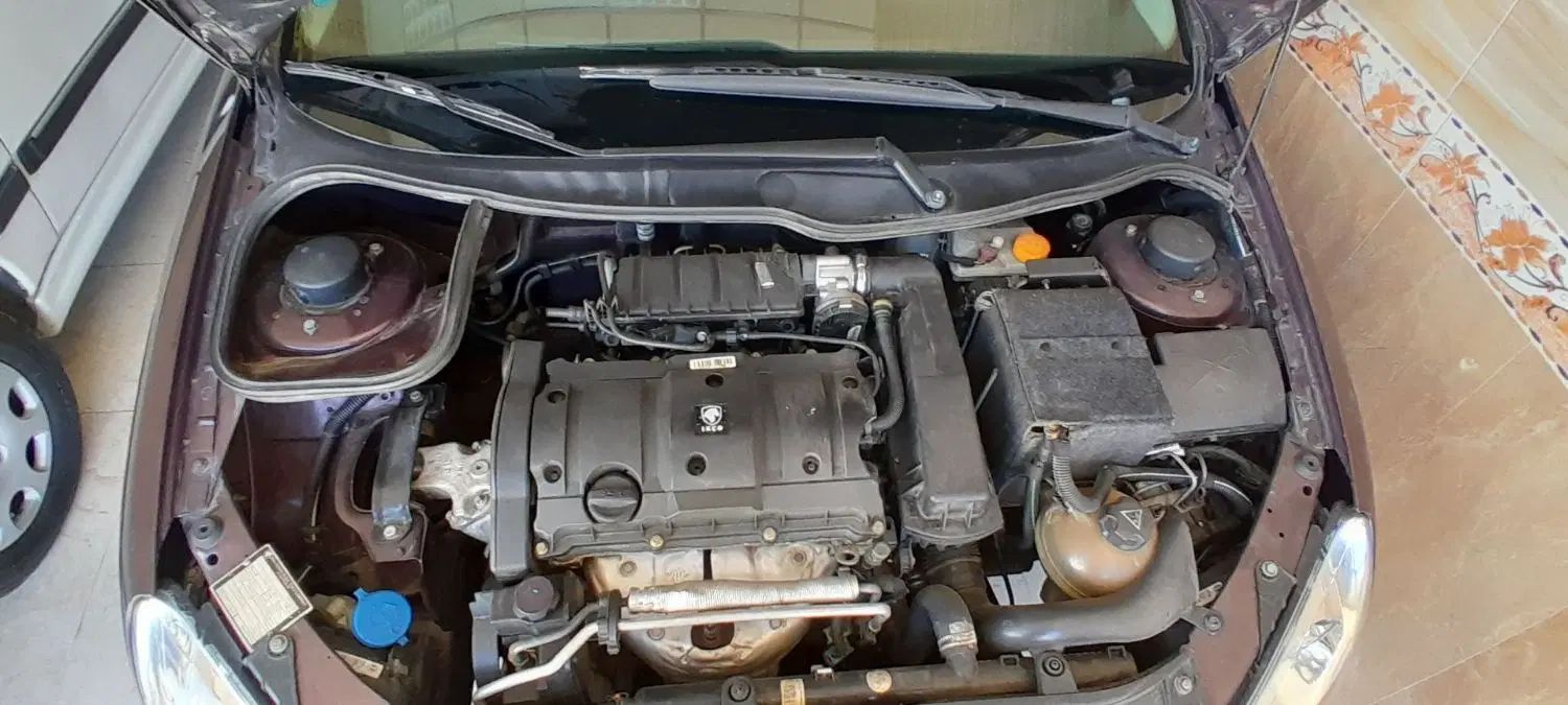 پژو ۲۰۶ صندوق دار v8 - 1399