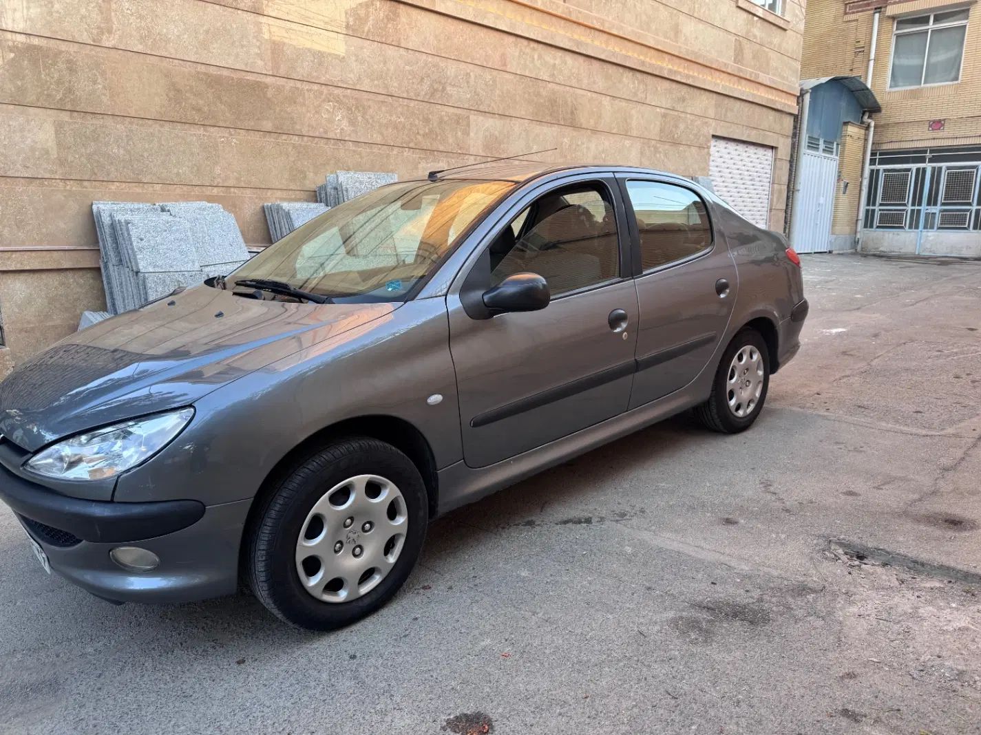 پژو ۲۰۶ صندوق دار v20 - 1388