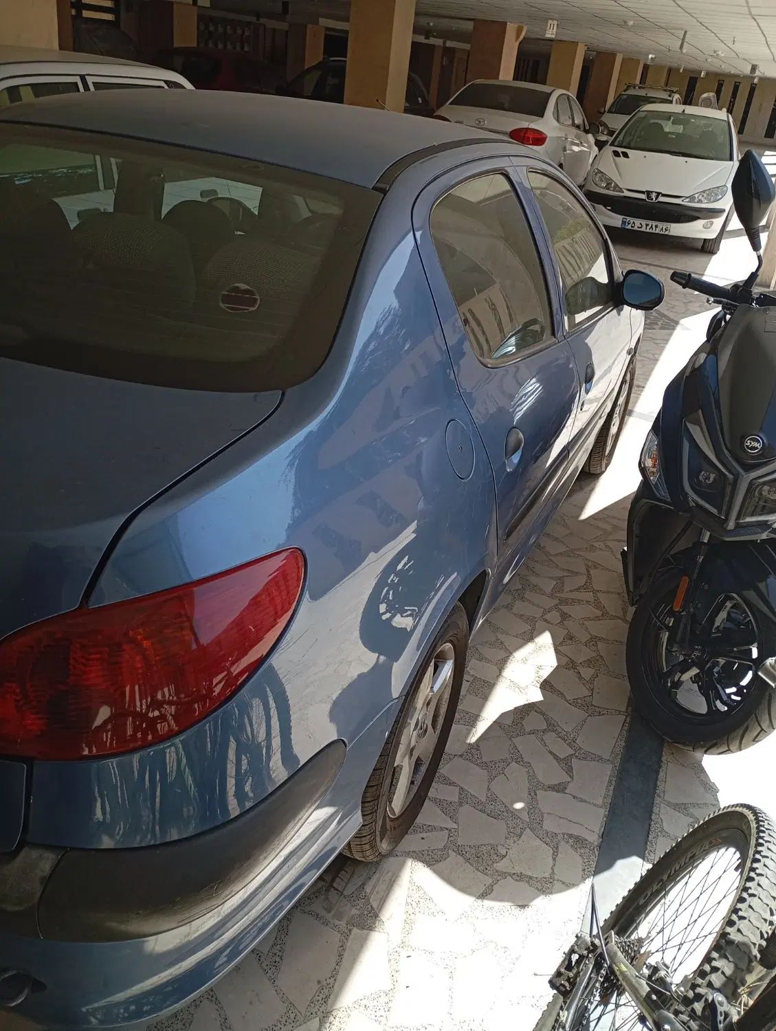 پژو ۲۰۶ صندوق دار v8 - 1394