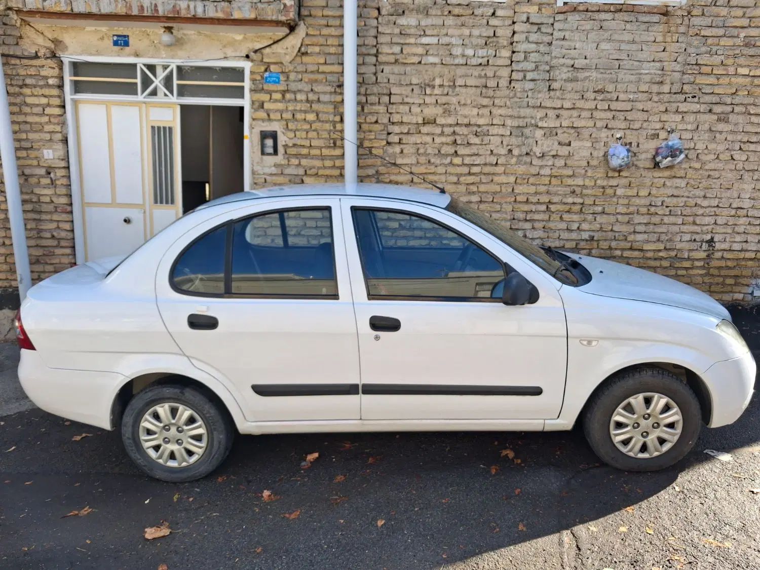 تیبا صندوق دار EX - 1391