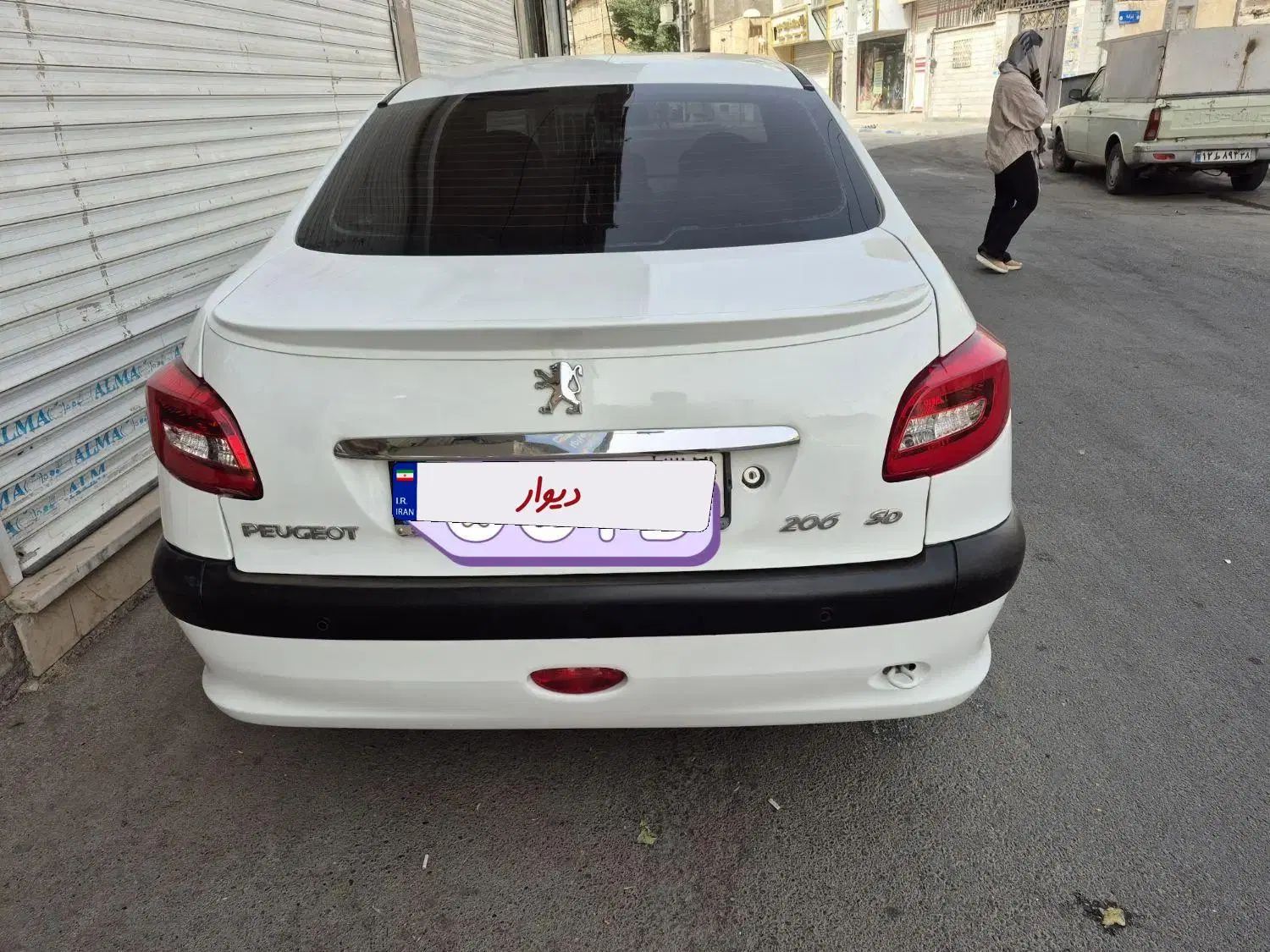 پژو ۲۰۶ صندوق دار v8 - 1396