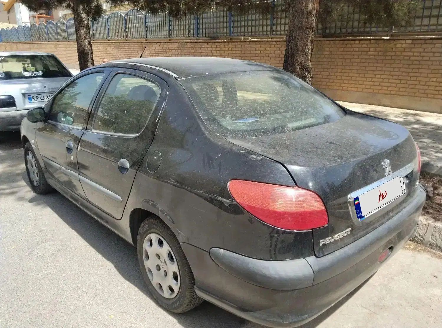 پژو ۲۰۶ صندوق دار v2 - 1389
