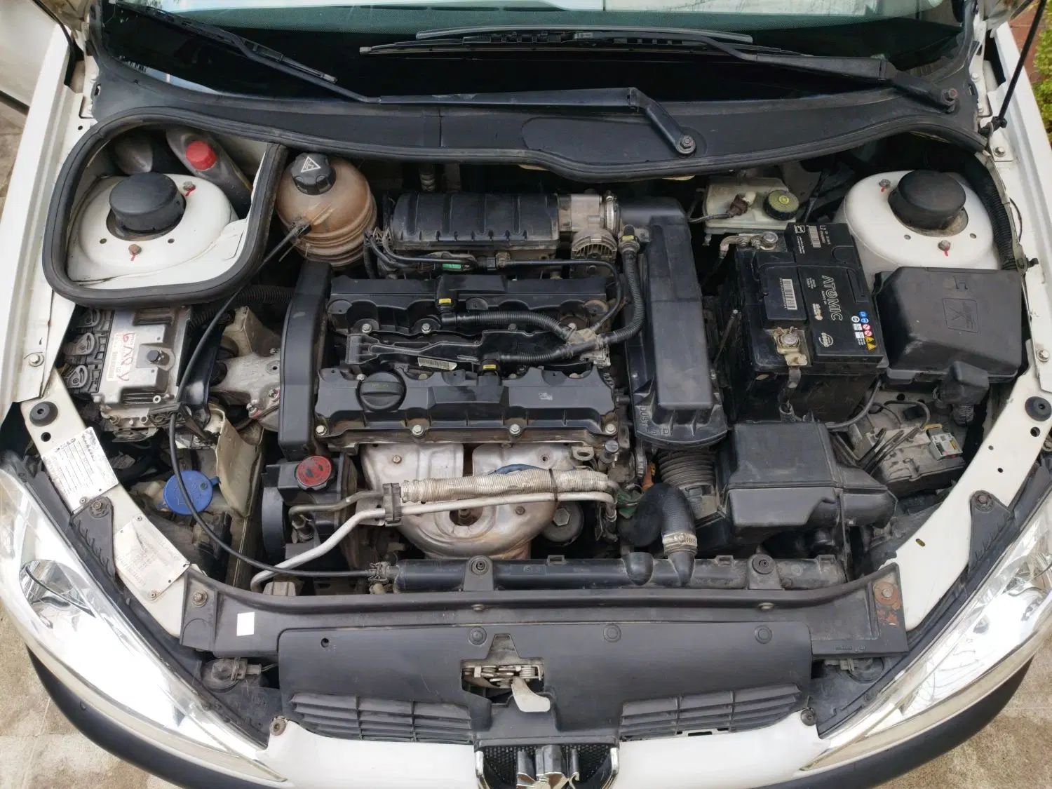 پژو ۲۰۶ صندوق دار v8 - 1390
