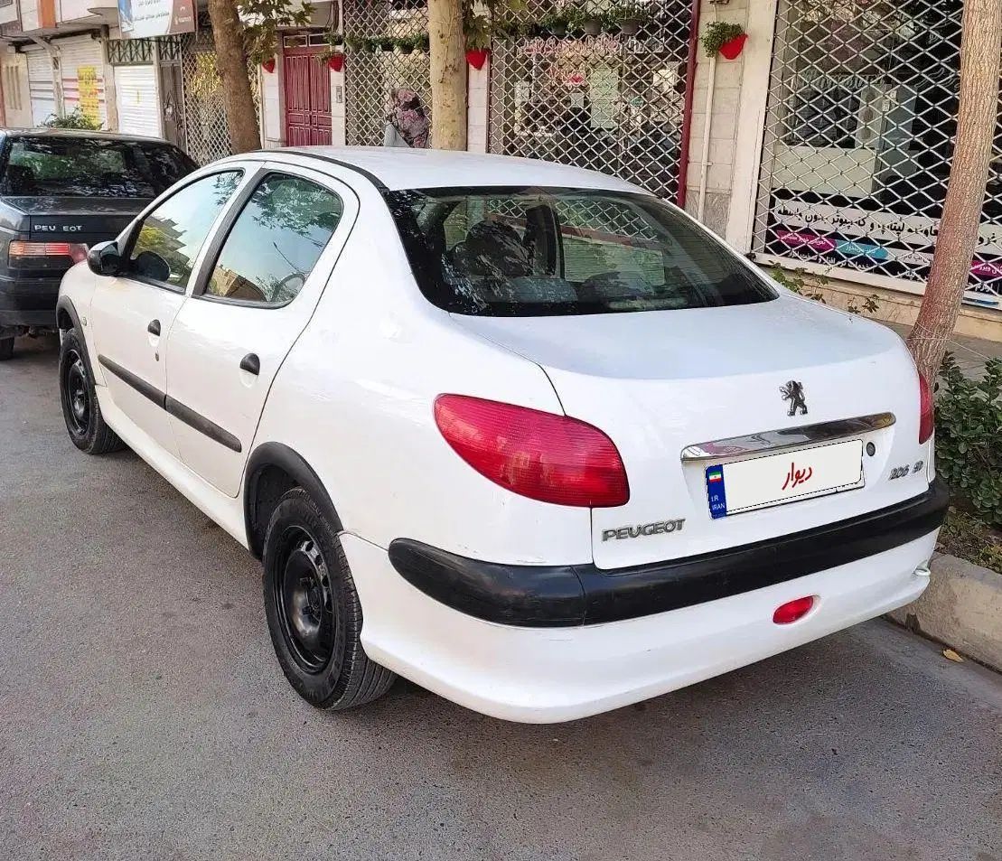 پژو ۲۰۶ صندوق دار v8 - 1388