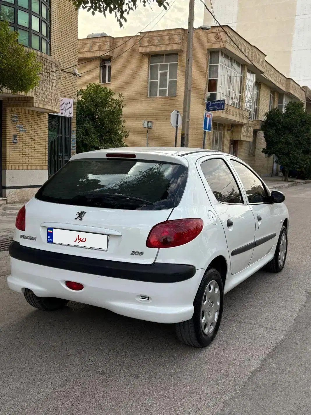 پژو 206 تیپ 2 - 1398