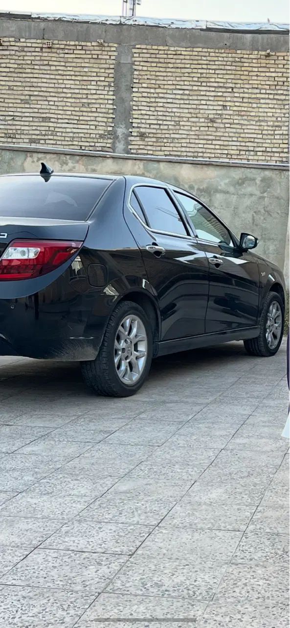 دنا پلاس توربو 6 دنده - 1403