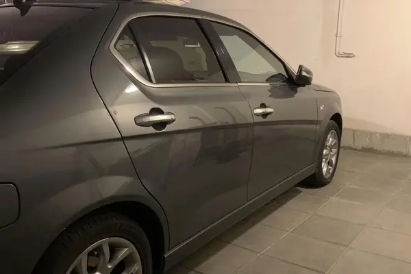 دنا پلاس توربو 6 دنده - 1402