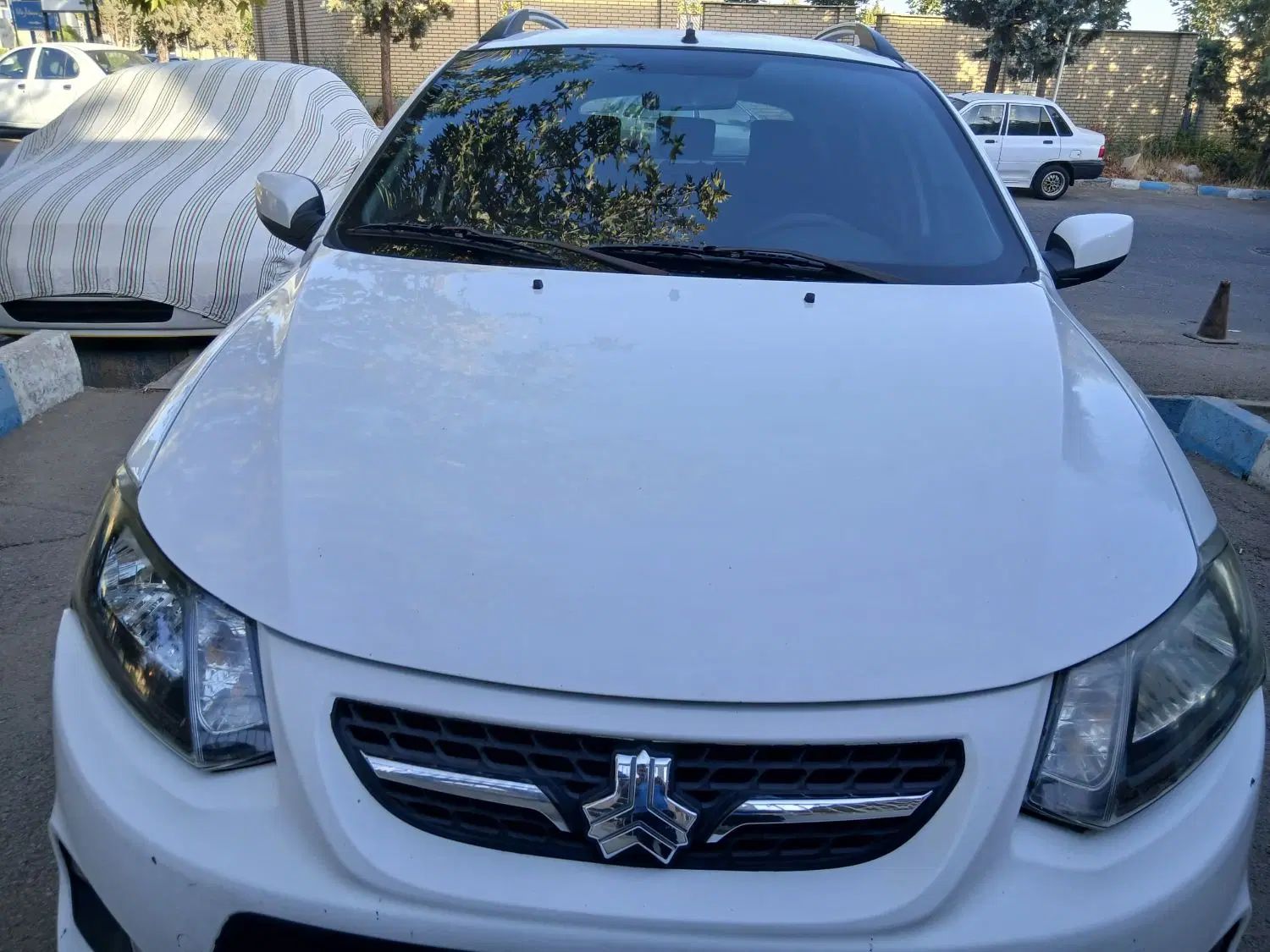 خودرو کوییک، معمولی آگهی ann_20541394