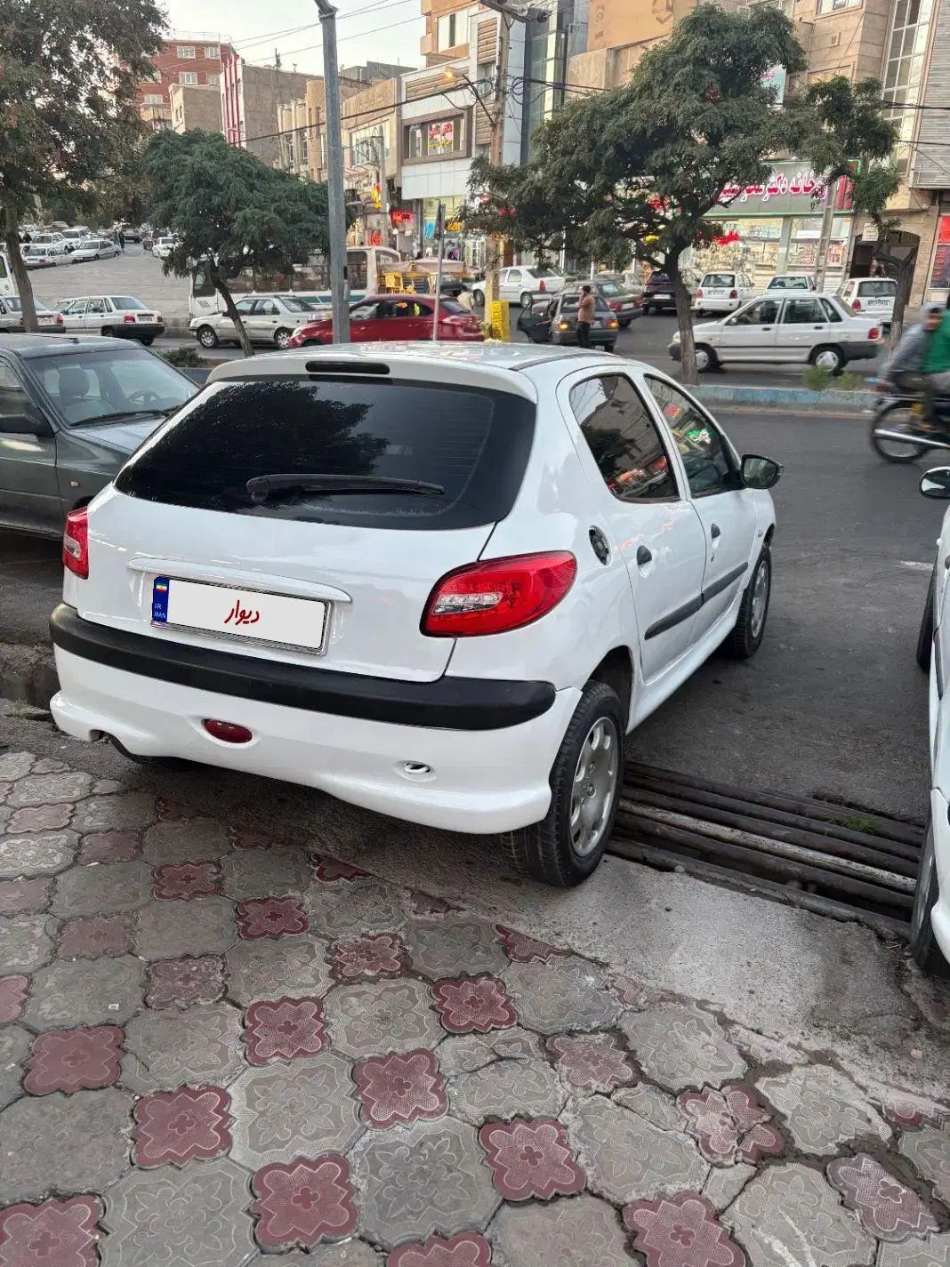 پژو 206 تیپ 2 - 1381