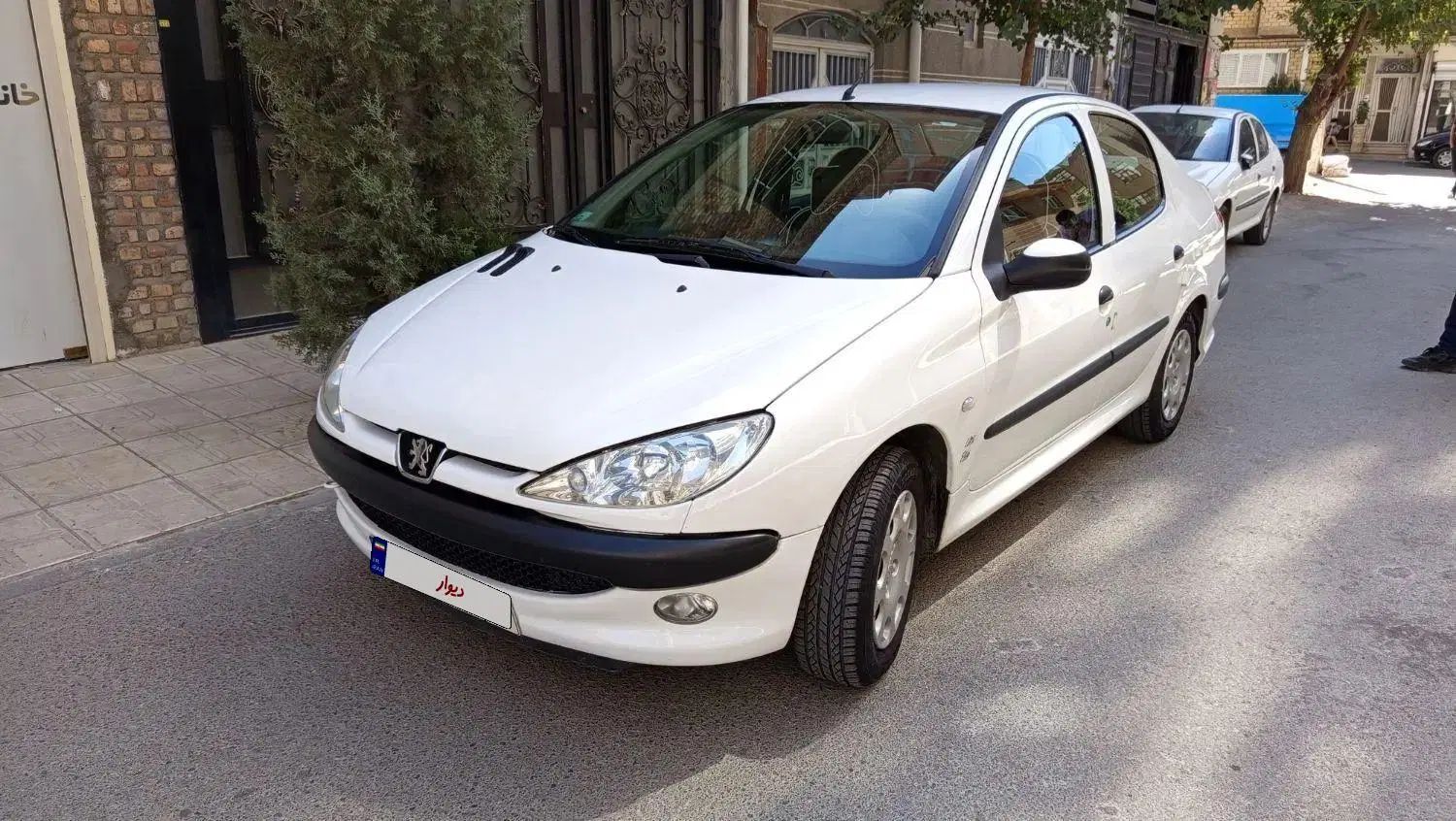 پژو ۲۰۶ صندوق دار v8 - 1395